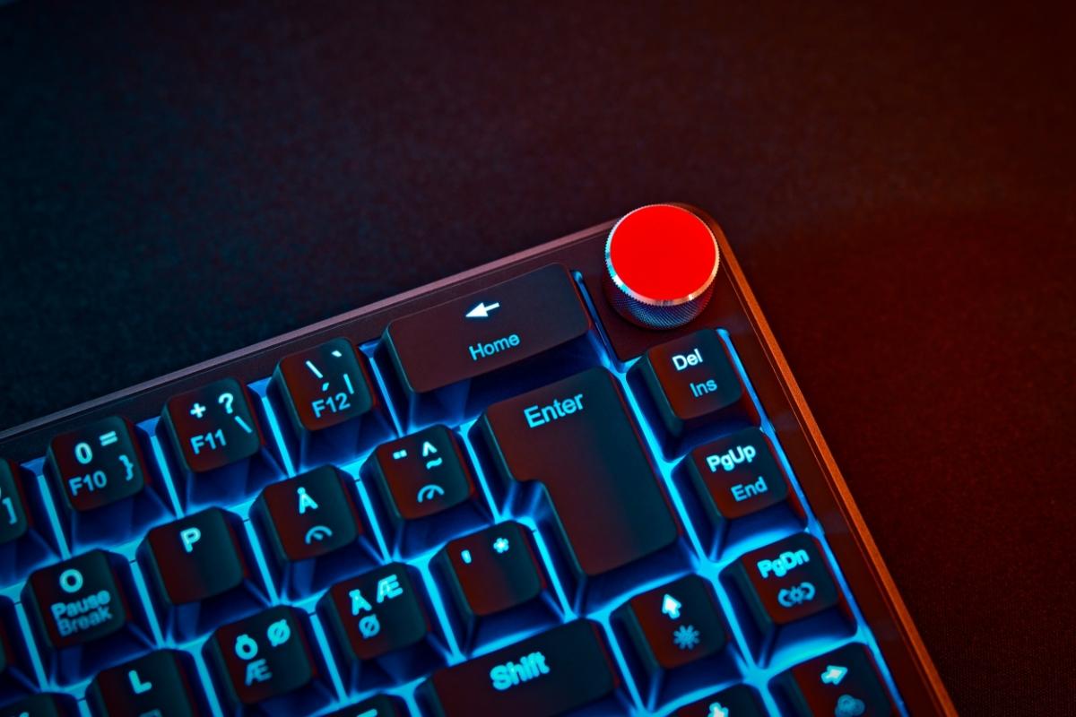 CEPTER MAVERICK PRO MECH. MINI KB RED SW