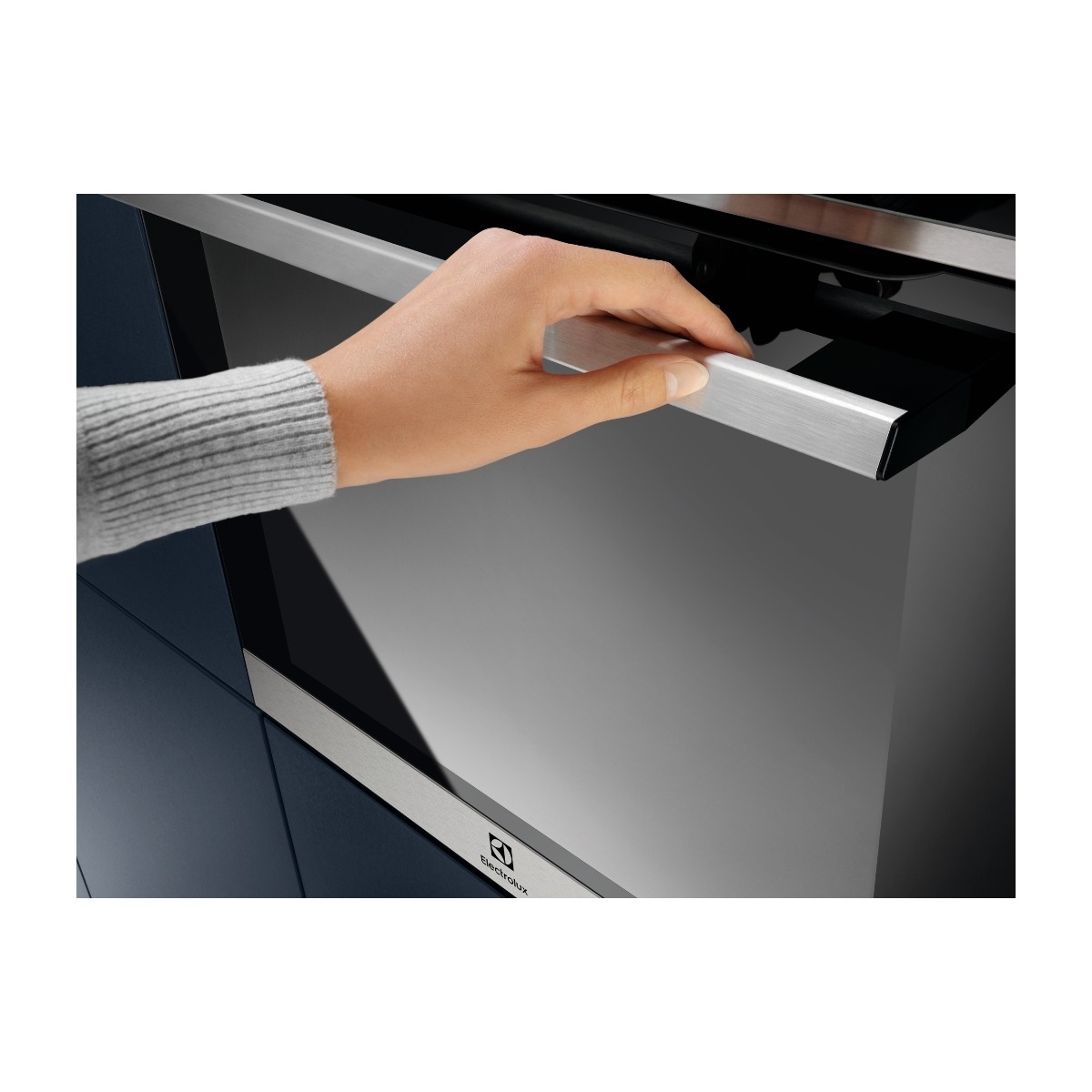 Electrolux 600-serien COP827X indbygningsovn billede 5