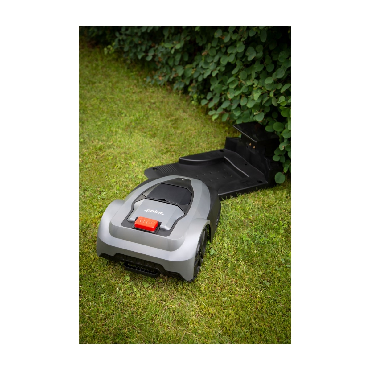 View of Point PORLMW1V2 Robotic Lawn mower - Life made easier