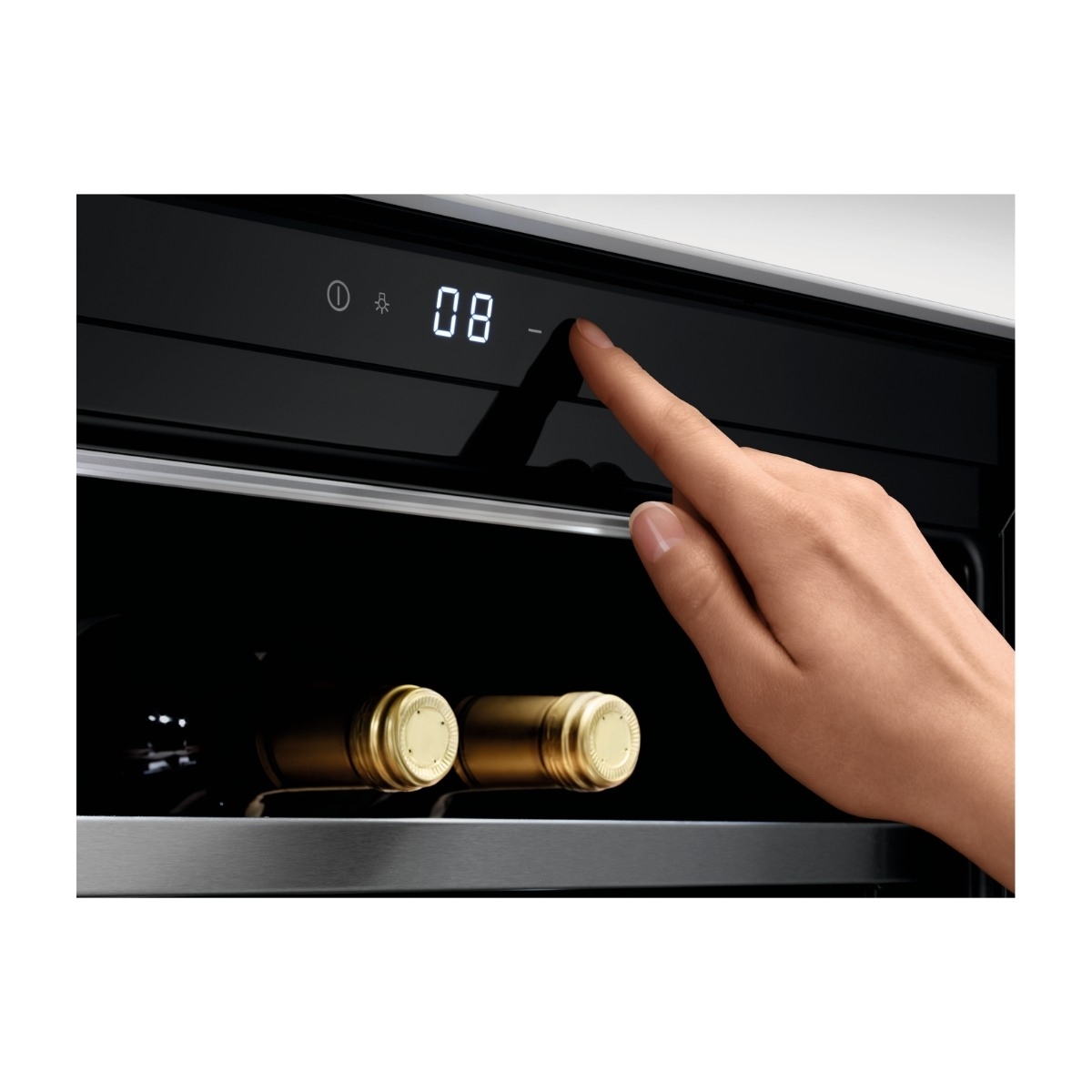 AEG KWK884520B vinskab billede 7