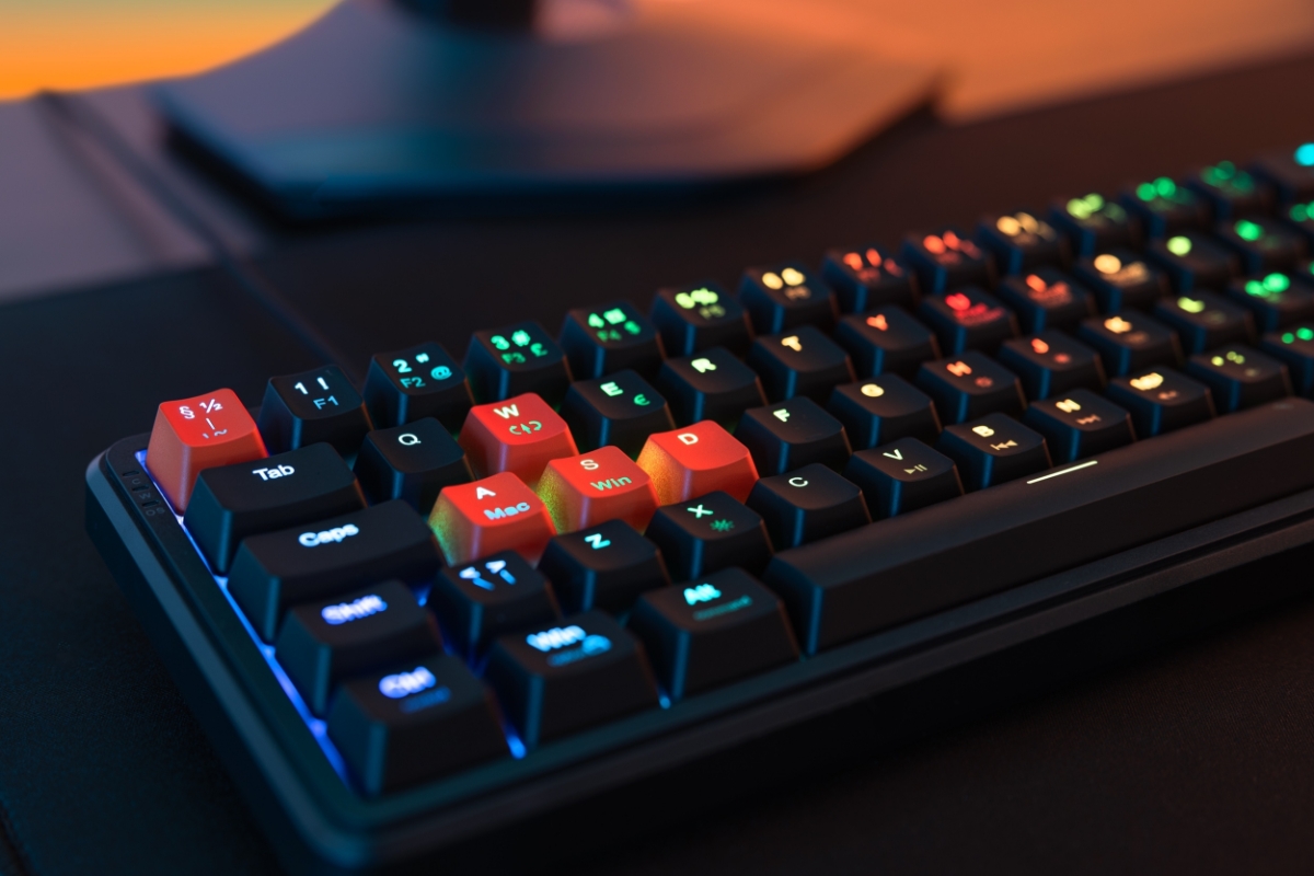 CEPTER MAVERICK PRO MECH. MINI KB RED SW