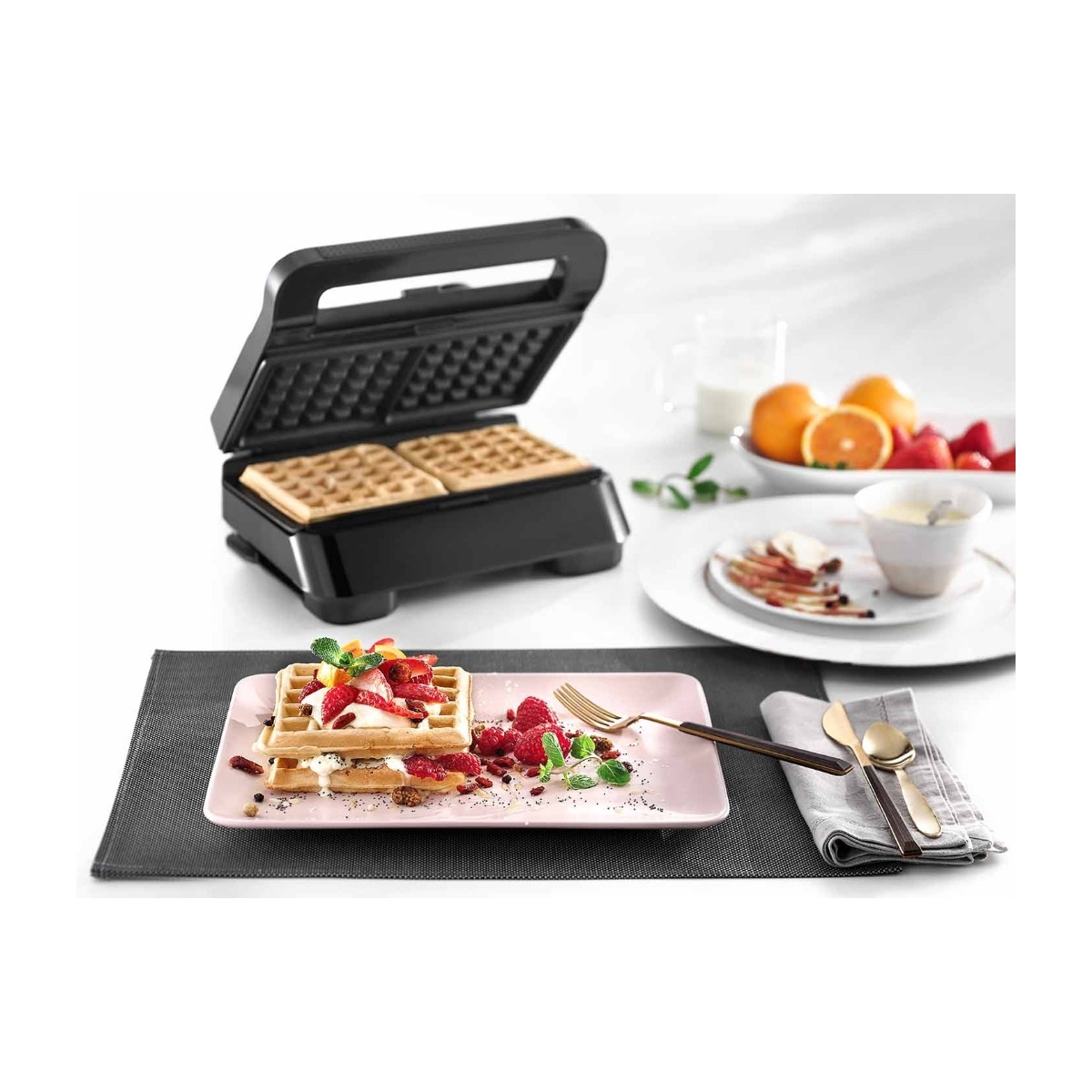 DELONGHI SW12C . BK WAFFLE MAKER VAFFELJERN billede 3