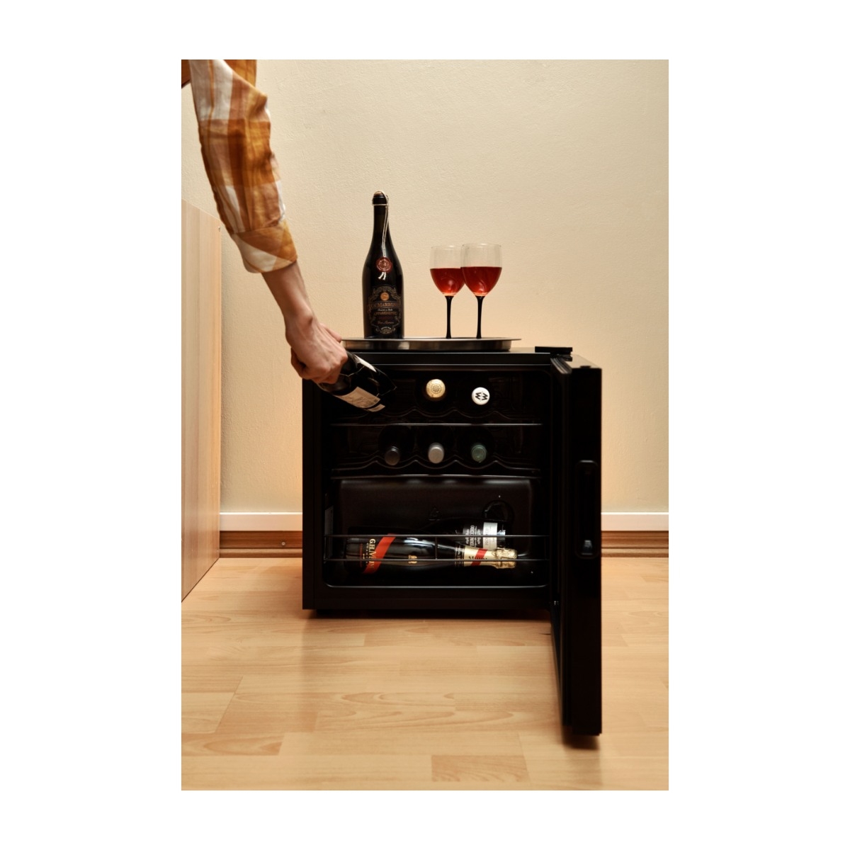 Senz SWC14B vinskab billede 8