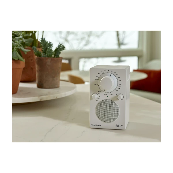 Tivoli Audio Pal BT FM GEN2 radio, vit - Power.se