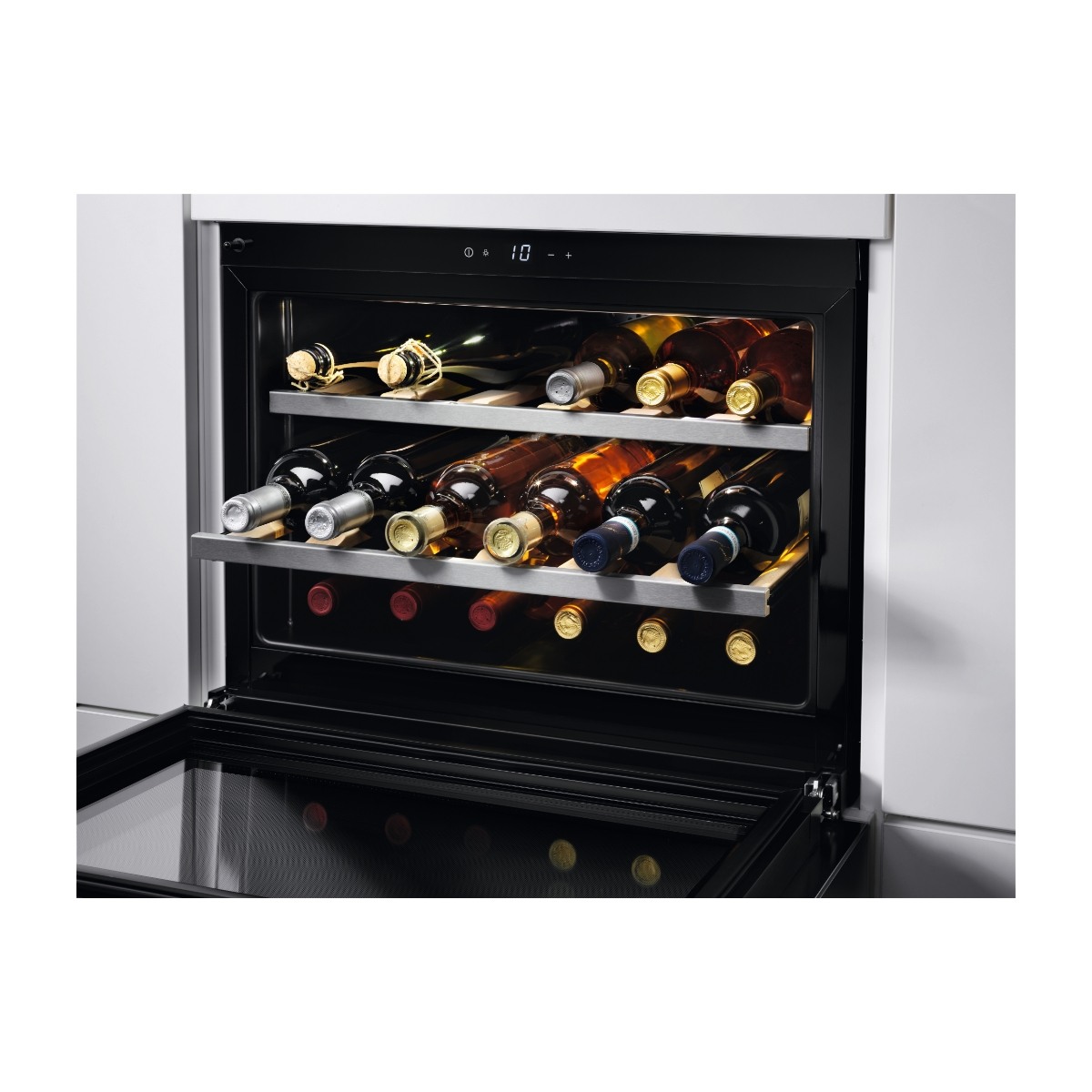 AEG 9000-serien KWK884520B vinskab billede 5