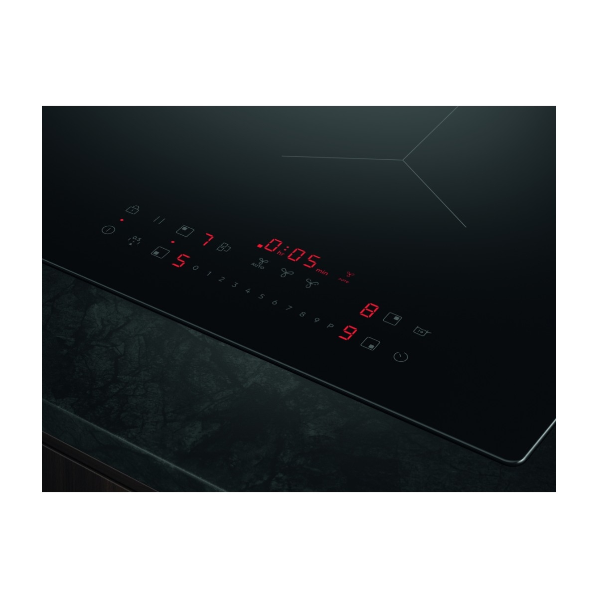 AEG 6000-serien TT8PCB00CB induktionskogeplade med emhætte billede 6