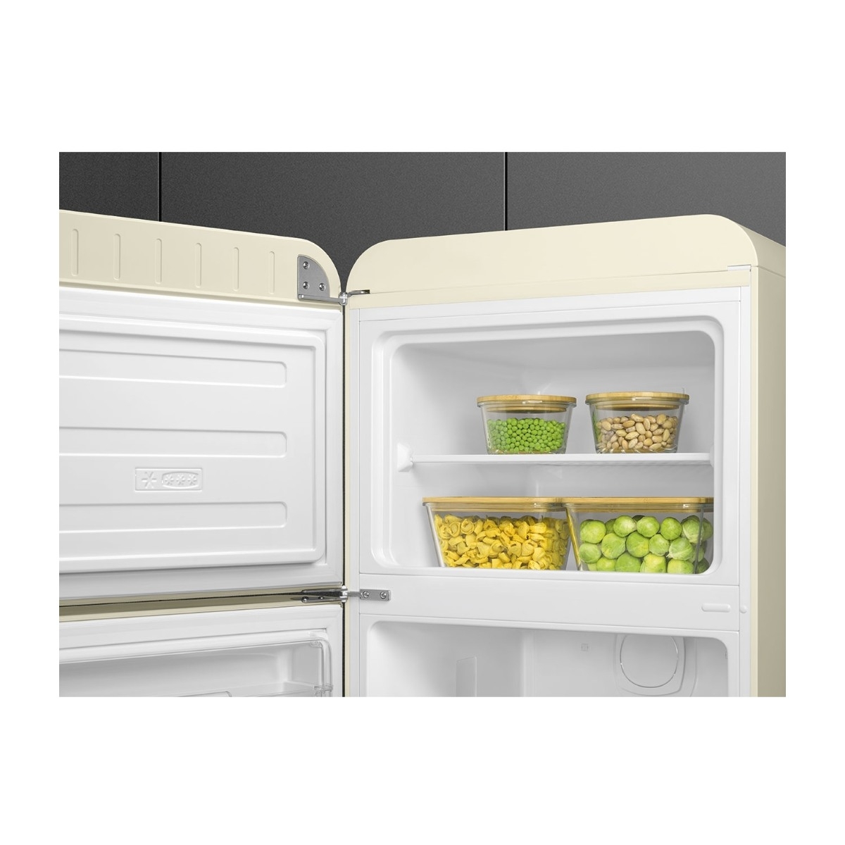 Smeg 50's Style FAB30LCR6 kombiskap billede 5