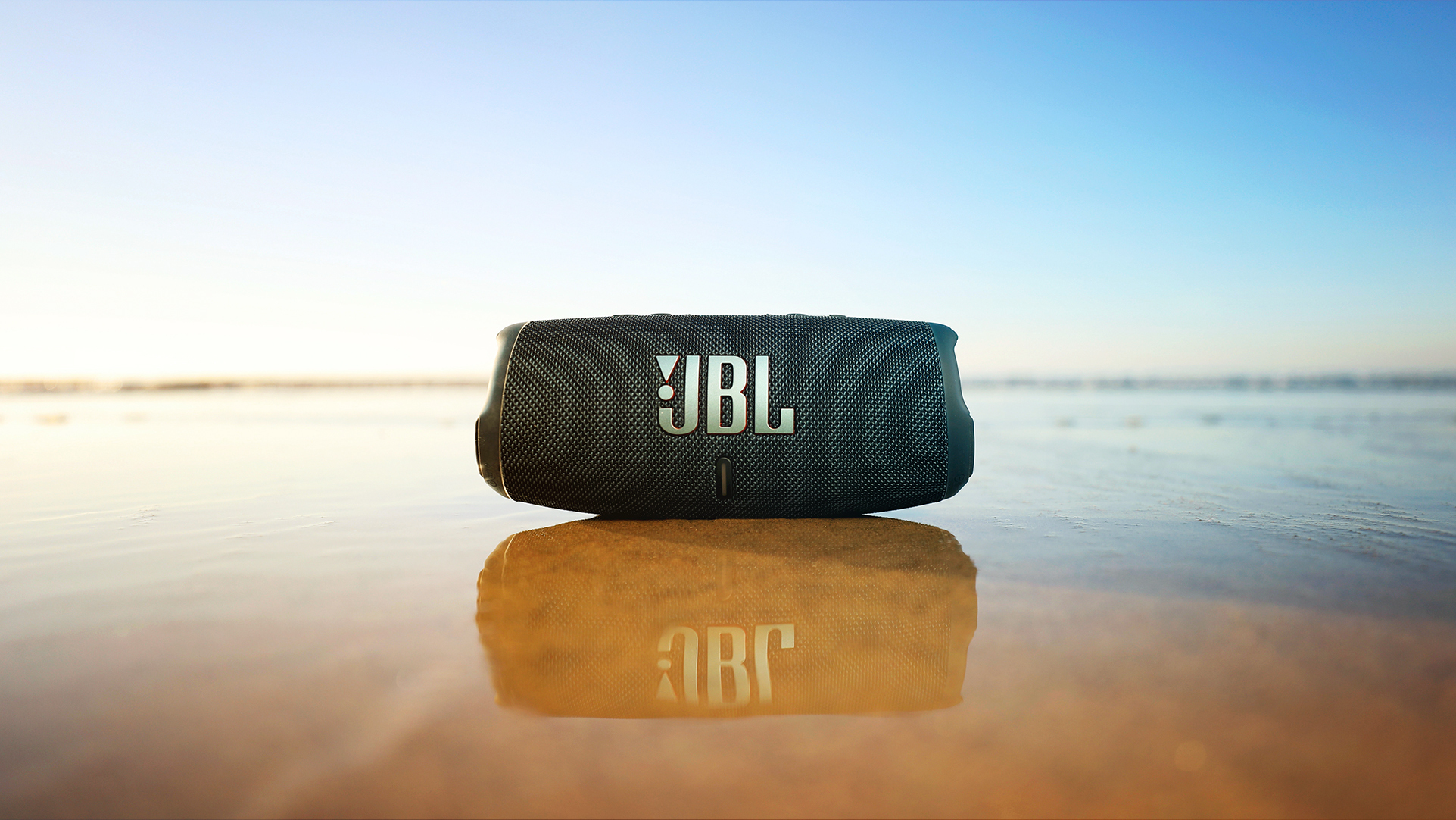 jbl-charge-5-bt-kaiutin-valkoinen-power-fi