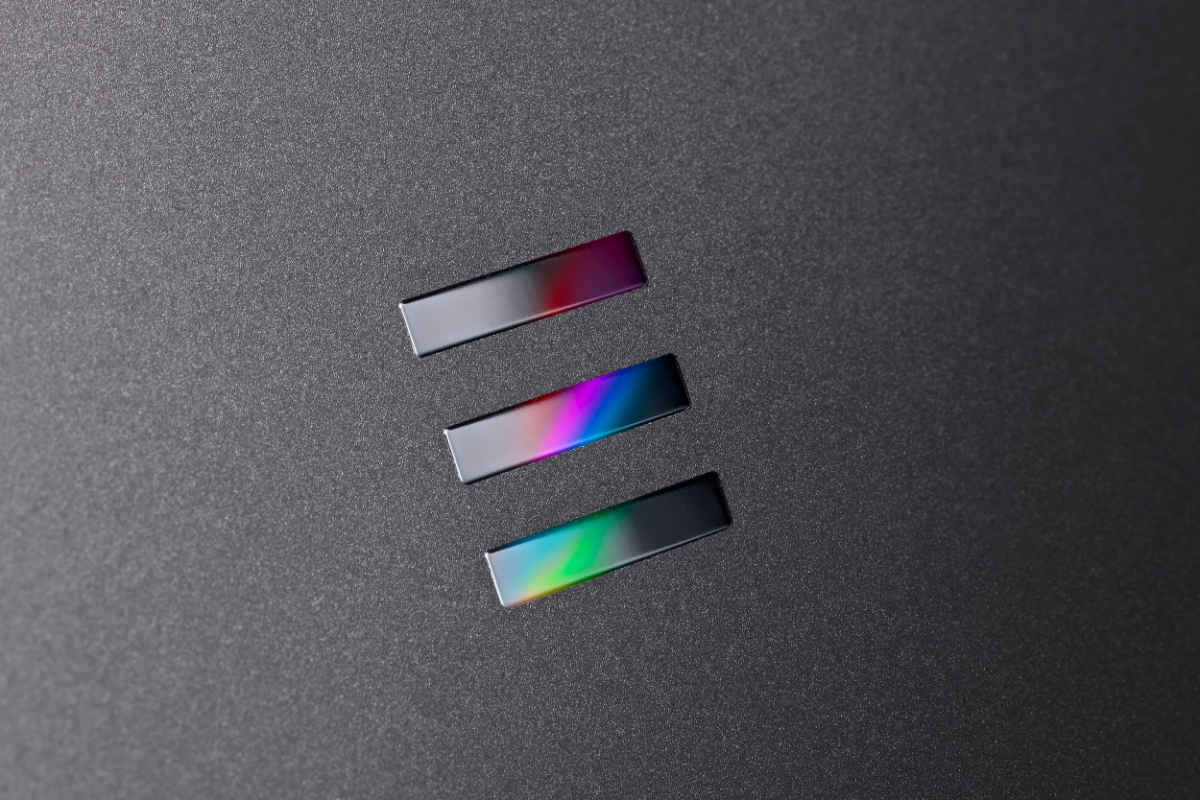 Cepter Spectrum OLED.