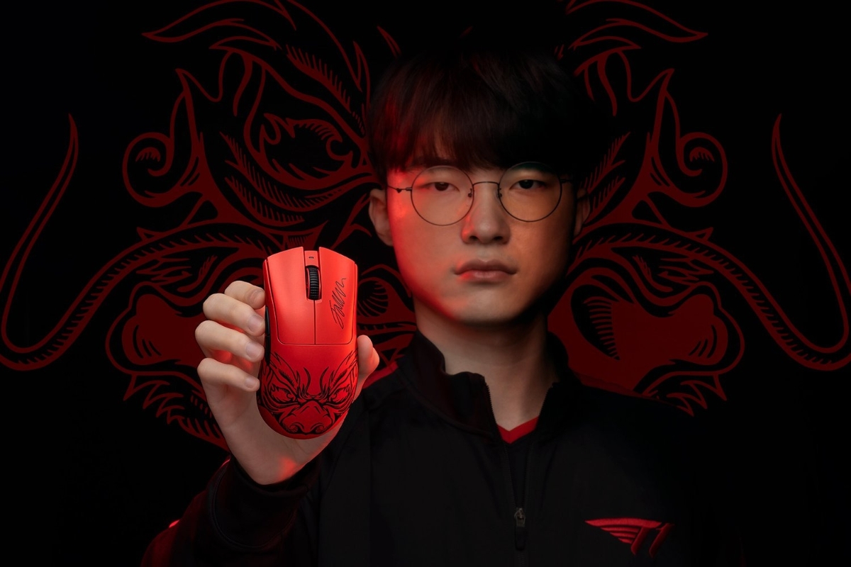 razer-deathadder-v3-pro-langaton-pelihiiri-faker-edition-power-fi